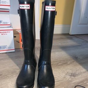 Hunter black rainboots size 5 uk3